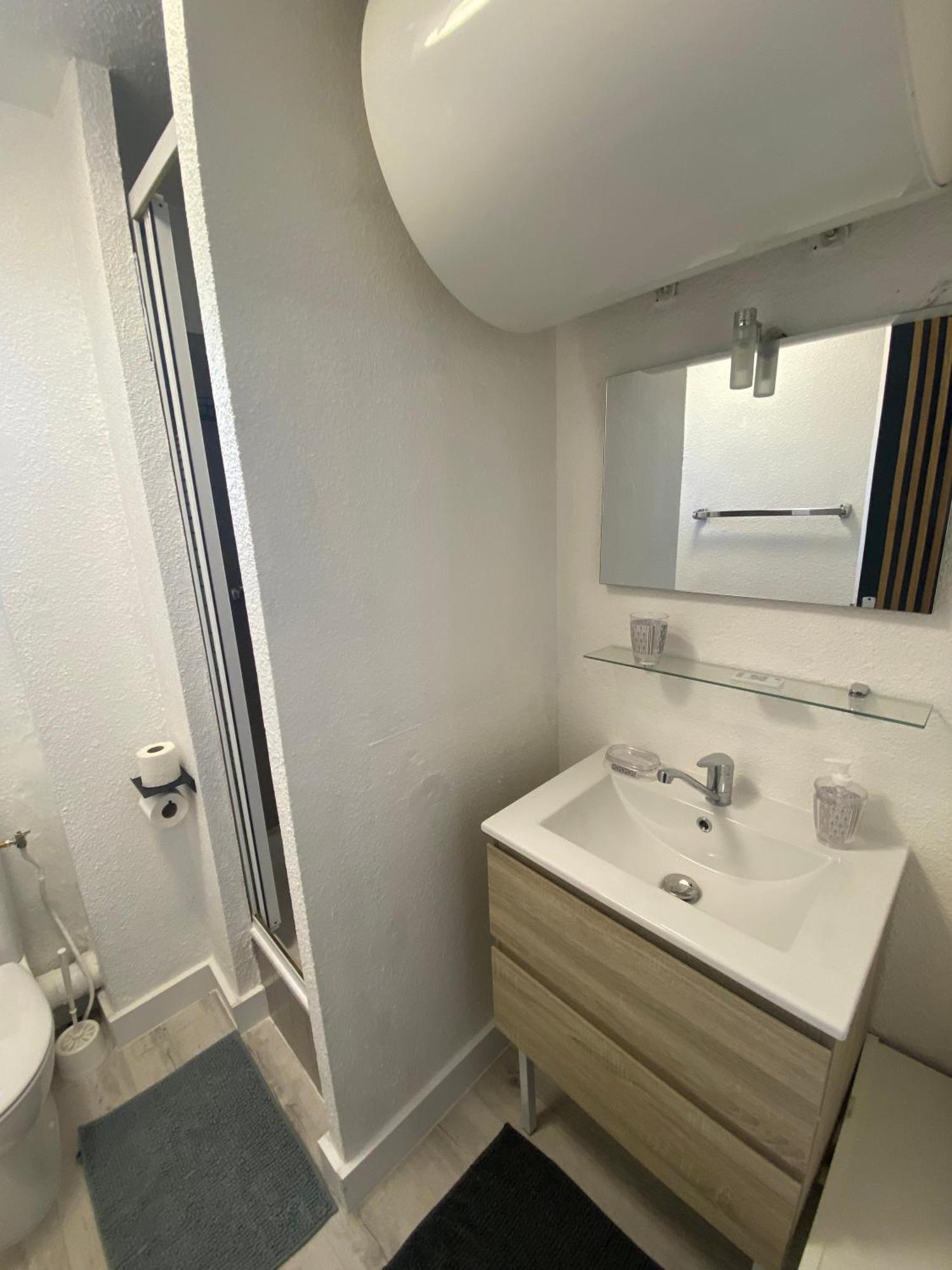 Studio Centre Port Avec Piscine Residence Port Richelieu แอกด์ ภายนอก รูปภาพ