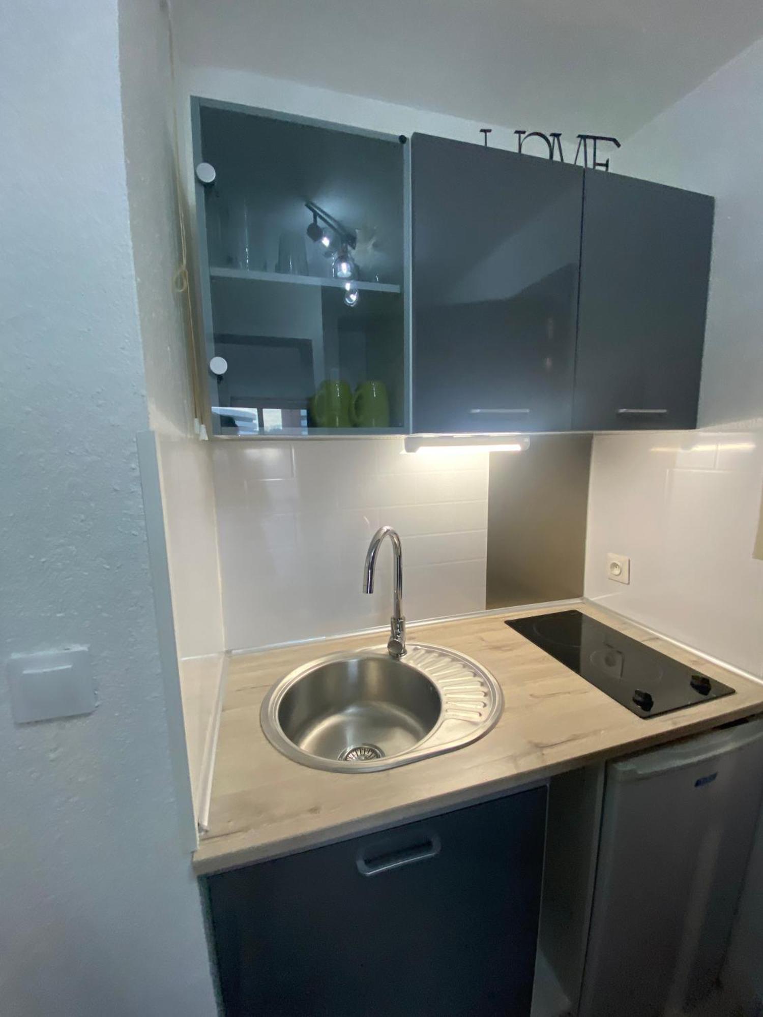 Studio Centre Port Avec Piscine Residence Port Richelieu แอกด์ ภายนอก รูปภาพ