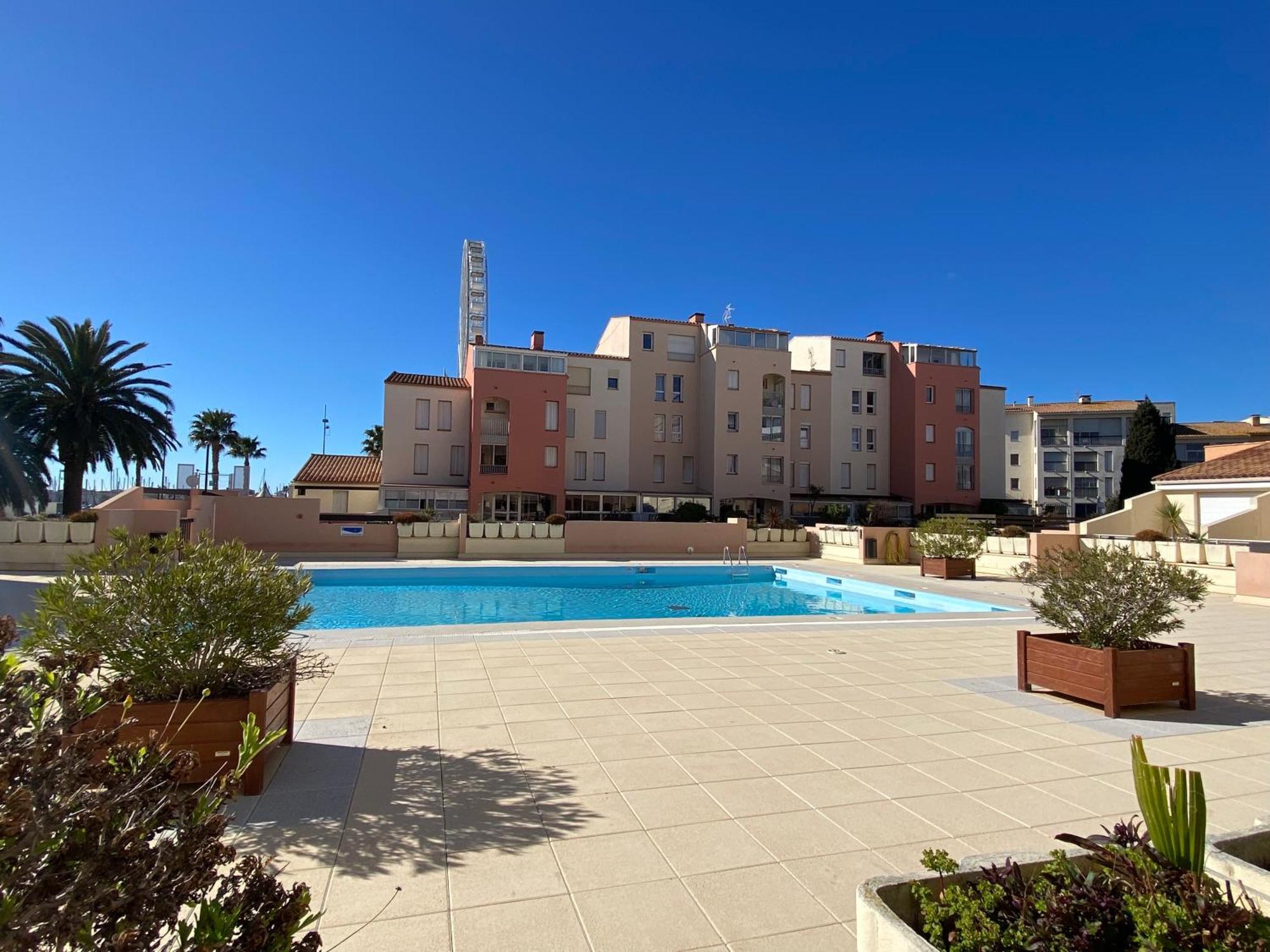 Studio Centre Port Avec Piscine Residence Port Richelieu แอกด์ ภายนอก รูปภาพ